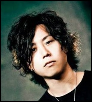 ONE OK ROCK Tomoyaの髪型画像まとめ！やっぱり可愛いと話題にwww全体パーマ毛先金