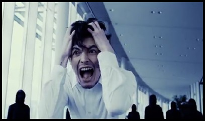 ONE OK ROCK【The Way Back】PVの意味！白マイクや出演者に秘密が？男性叫ぶ　後ろ覆面たくさん