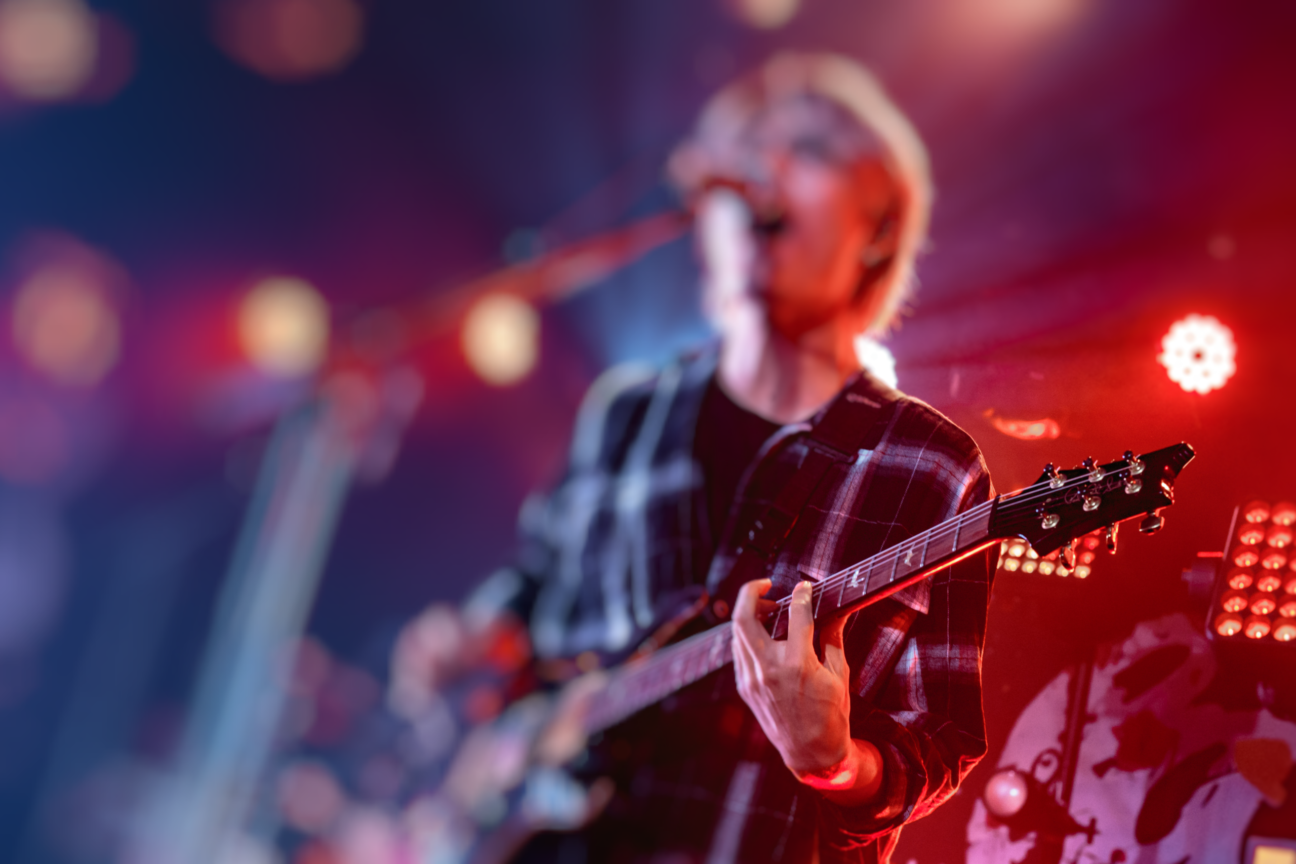 ワンオク toru 髪型